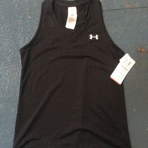 NWT under armor tank. (Xs)